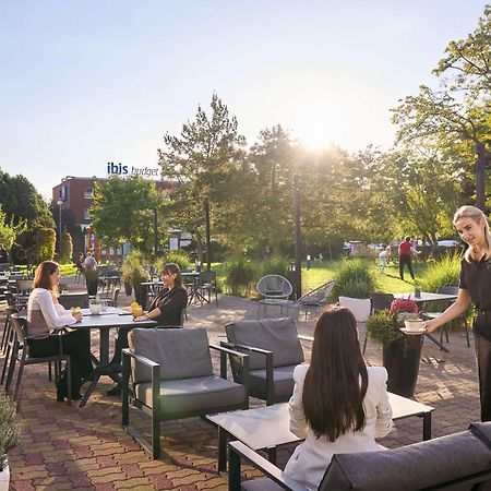 Novotel Wroclaw City Екстериор снимка