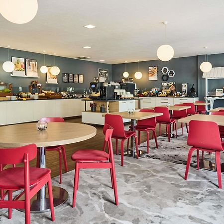 Novotel Wroclaw City Екстериор снимка