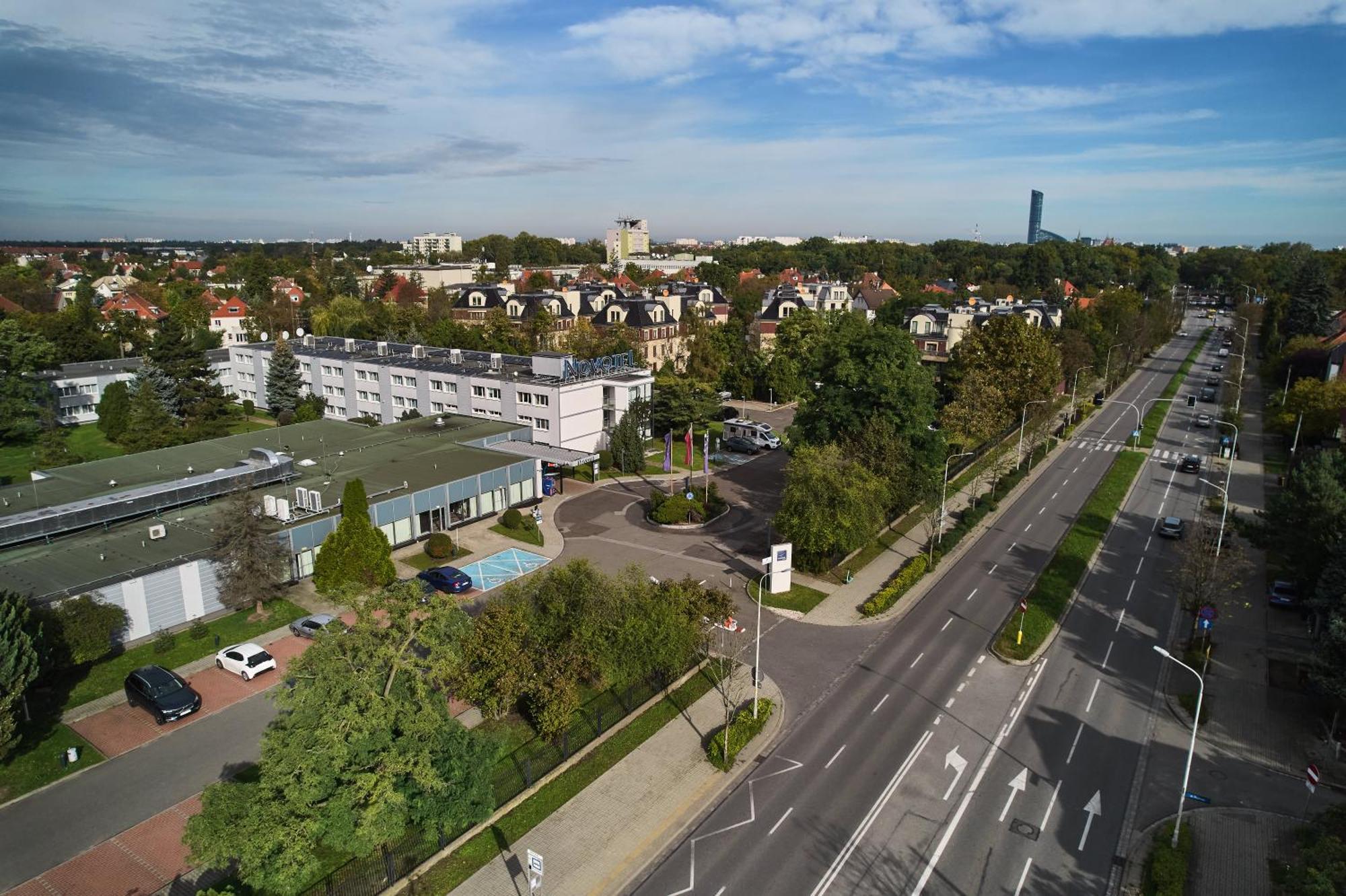 Novotel Wroclaw City Екстериор снимка