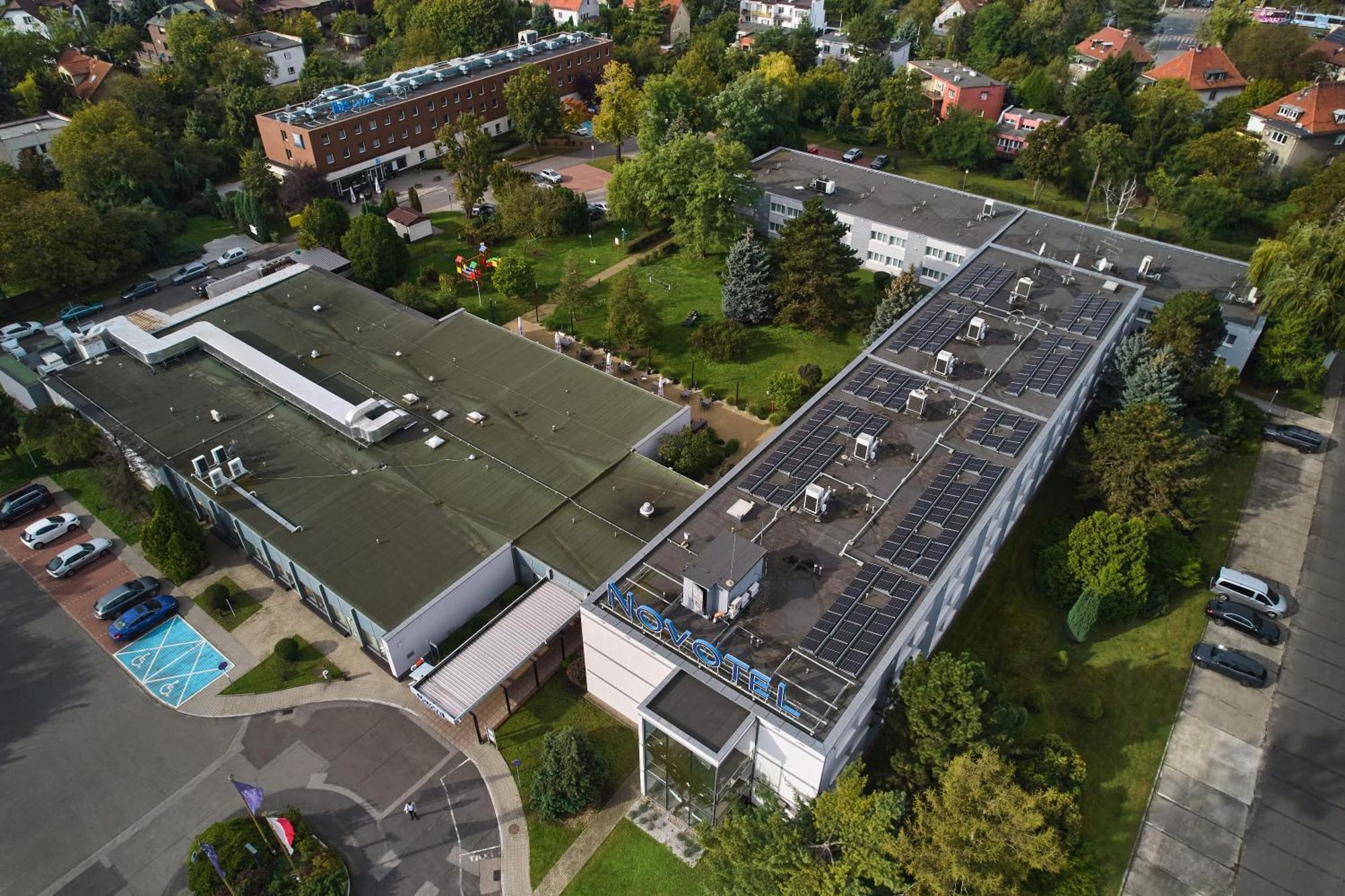 Novotel Wroclaw City Екстериор снимка