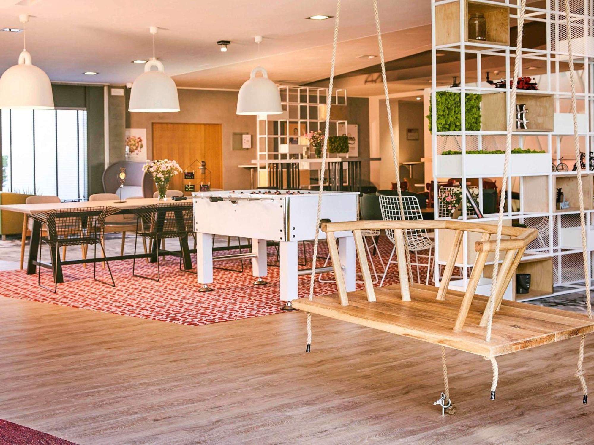 Novotel Wroclaw City Екстериор снимка